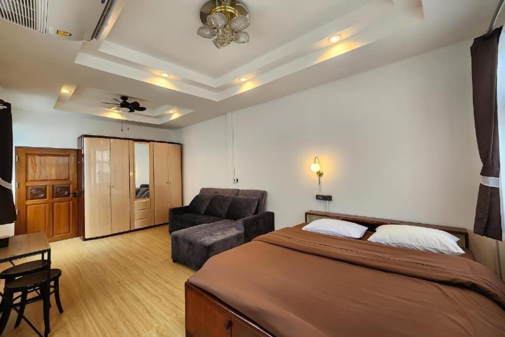 Penthouse Lamoon Hotel Bangkok Exterior photo