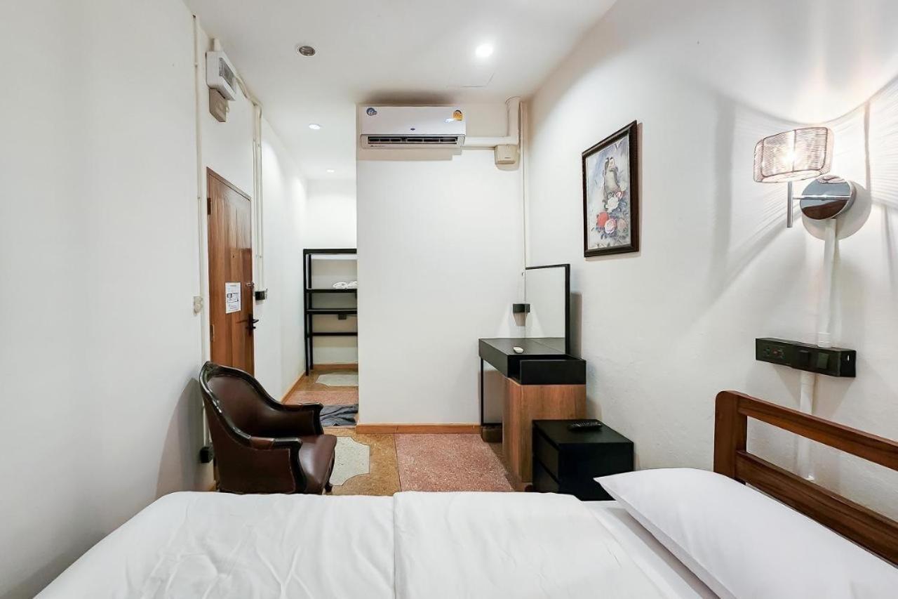 Penthouse Lamoon Hotel Bangkok Exterior photo